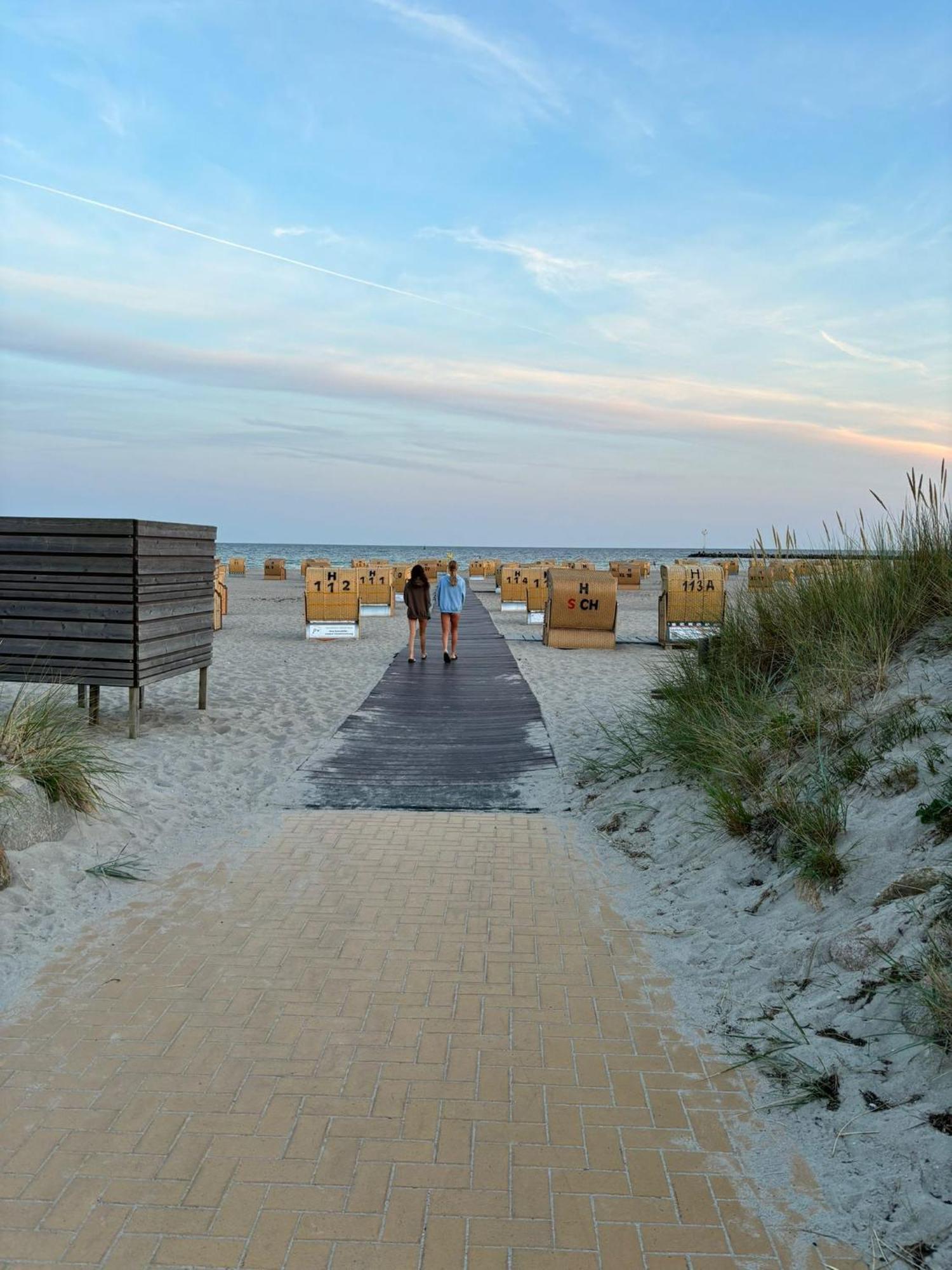 Quartier Suedstrand - Ferienwohnung Mit Meerblick Fehmarn Kültér fotó
